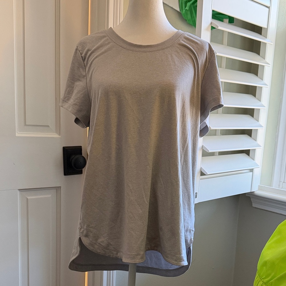 Athleta Uptempo top Large